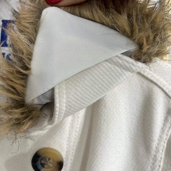 Old Navy Winter Coat with Removable Faux Fur Collar, Large - Picture 5 of 7